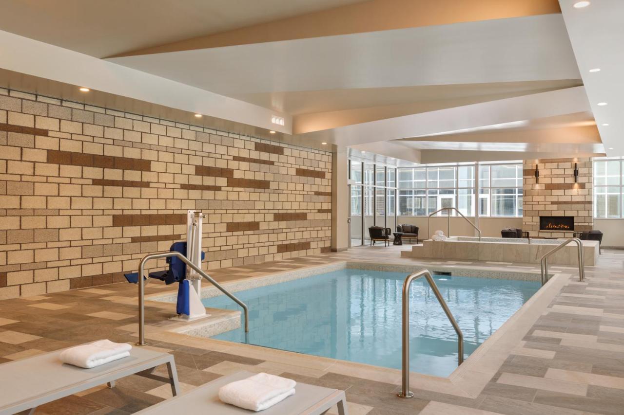 Even Hotels Rochester - Mayo Clinic Area By Ihg エクステリア 写真
