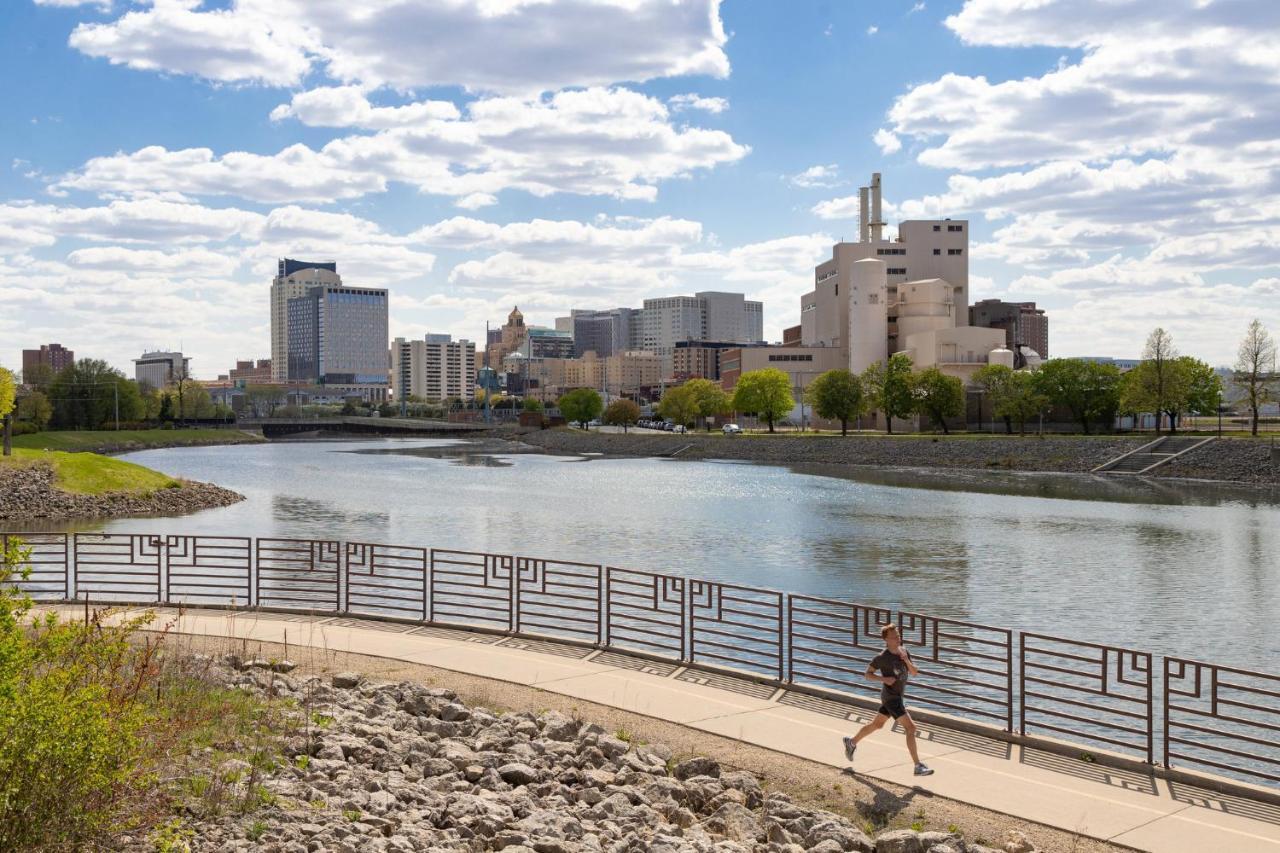 Even Hotels Rochester - Mayo Clinic Area By Ihg エクステリア 写真
